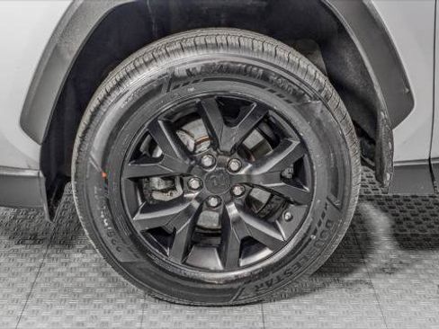 Used 2022 Toyota RAV4 LE image 34