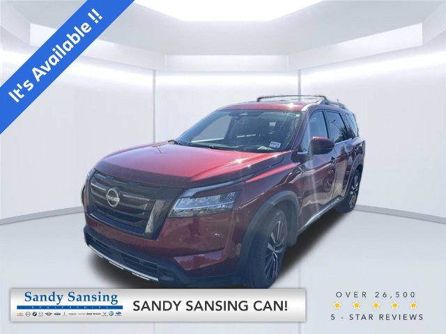 Used 2024 Nissan Pathfinder Platinum FWD image 1