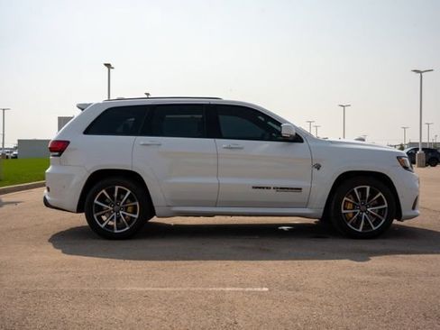 Used 2018 Jeep Grand Cherokee Trackhawk AWD/4WD image 8