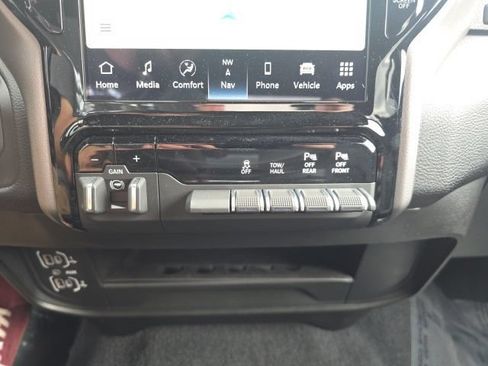 Used 2026 RAM 2500 Big Horn AWD/4WD image 25