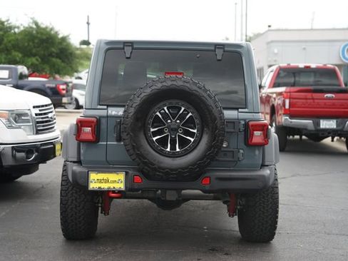 Used 2025 Jeep Wrangler Unlimited Rubicon w/ XTREMEE 35" Tire Package AWD/4WD image 7