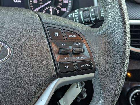 Used 2021 Hyundai Tucson SE image 25