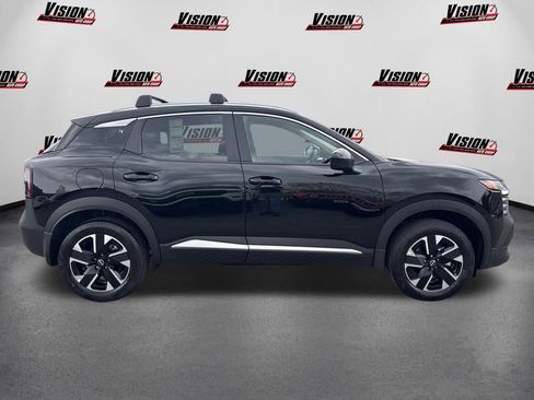 New 2026 Nissan Kicks SV w/ Cold Weather Package AWD/4WD image 4