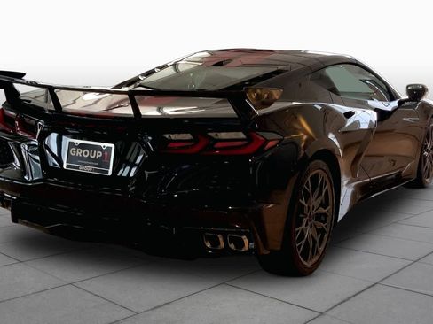 Used 2024 Chevrolet Corvette Stingray Preferred Cpe w/ 2LT RWD image 11