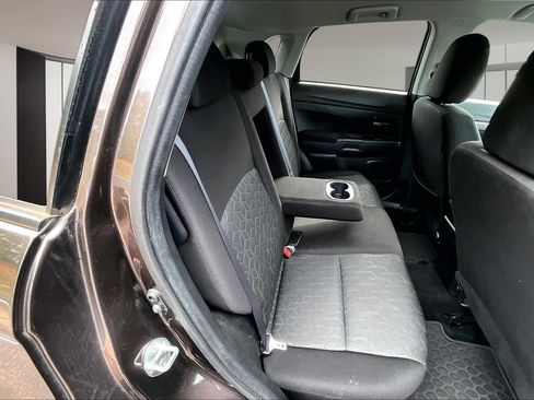 Used 2020 Mitsubishi Outlander Sport ES FWD image 25