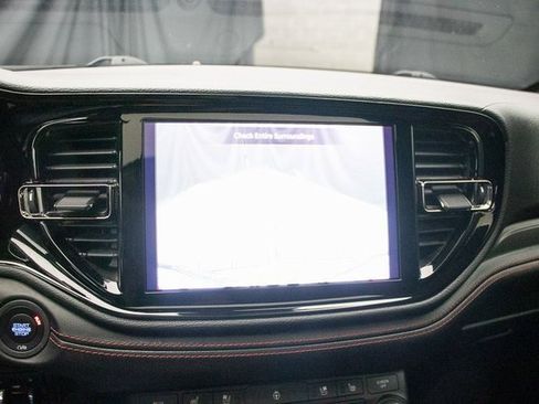 Used 2023 Dodge Durango GT image 38