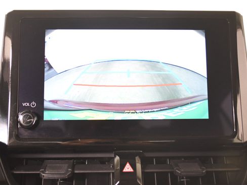 Used 2025 Toyota Corolla LE image 18