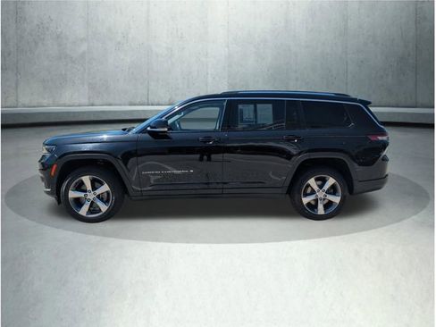 Used 2021 Jeep Grand Cherokee L Limited AWD/4WD image 2