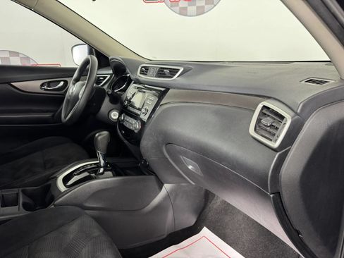 Used 2014 Nissan Rogue S AWD/4WD image 12