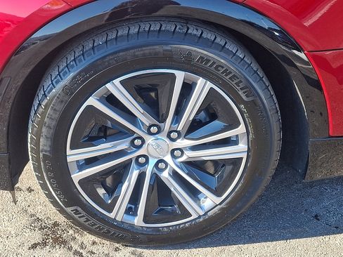 Used 2024 Cadillac Lyriq Luxury image 9