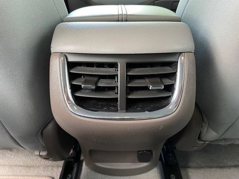 Used 2025 Chevrolet Malibu LT FWD image 27