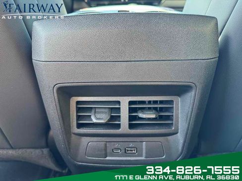 Used 2023 Chevrolet Colorado Z71 image 24
