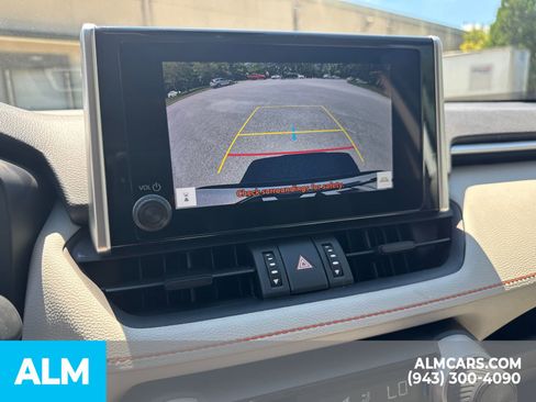 Used 2024 Toyota RAV4 Adventure image 33