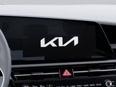 New 2026 Kia Niro EX FWD image 20