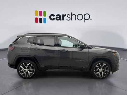 Used 2024 Jeep Compass Limited w/ Elite Group image 6