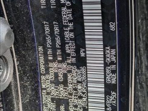 Used 2024 Toyota 4Runner SR5 image 27