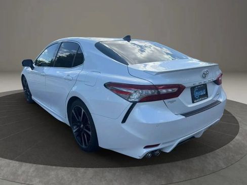 Used 2018 Toyota Camry XSE w/ Driver Assist Package FWD image 3