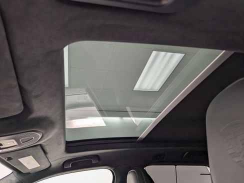 New 2026 Porsche Cayenne GTS image 24