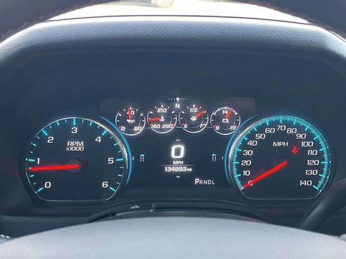 Used 2017 GMC Yukon SLT w/ Premium Edition image 39