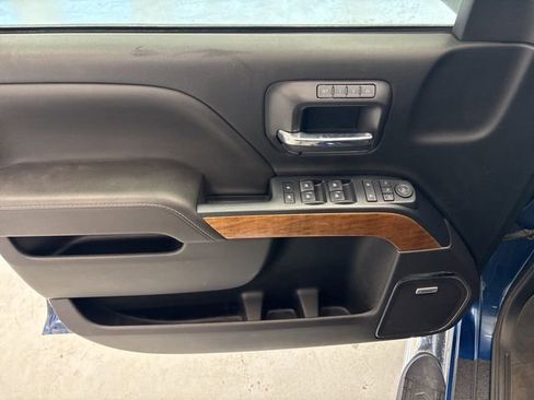 Used 2017 Chevrolet Silverado 1500 LTZ w/ Sport Package AWD/4WD image 17