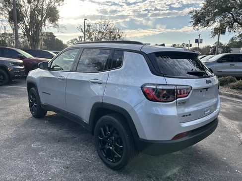 New 2026 Jeep Compass Latitude image 5