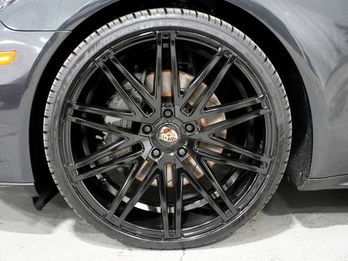 Used 2018 Porsche Panamera 4S AWD/4WD image 40