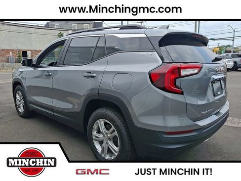 Certified 2023 GMC Terrain SLE w/ Driver Convenience Package AWD/4WD image 4