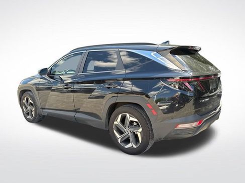 Used 2022 Hyundai Tucson SEL w/ Convenience + Premium Package FWD image 3