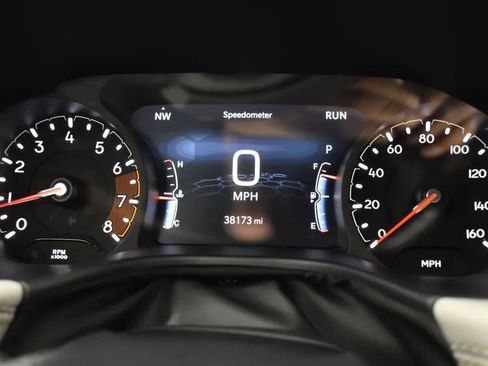 Used 2025 Jeep Compass Limited image 27