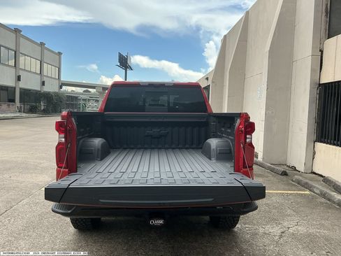 Used 2026 Chevrolet Silverado 1500 ZR2 AWD/4WD image 10