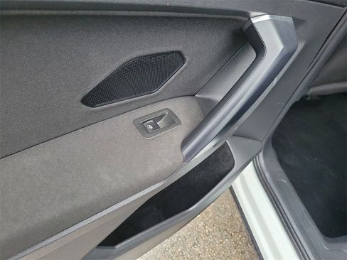 Certified 2021 Volkswagen Tiguan S image 12