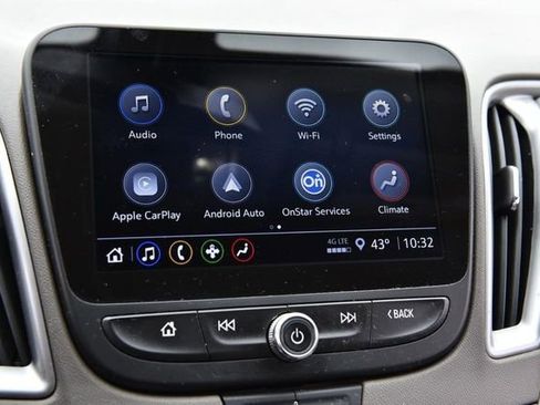 Used 2022 Chevrolet Malibu LT FWD image 12