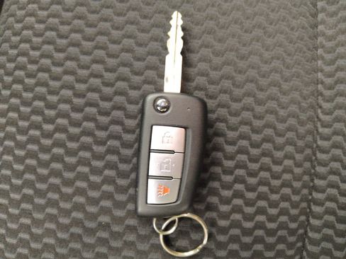 Used 2021 Nissan Rogue Sport S AWD/4WD image 32