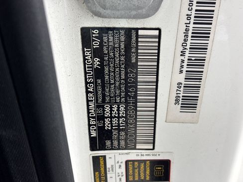 Used 2017 Mercedes-Benz C 63 AMG Cabriolet image 25