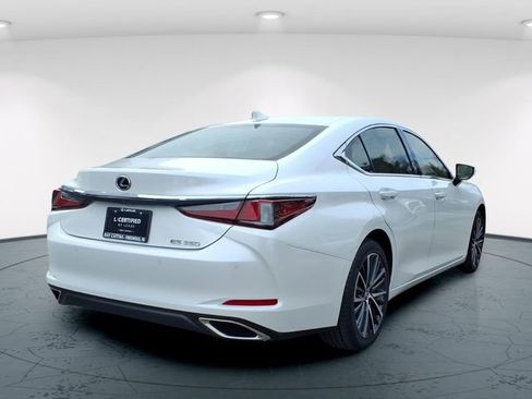 Certified 2024 Lexus ES 350 w/ Premium Package image 24