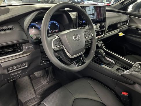 New 2026 Toyota Grand Highlander AWD Hybrid image 16