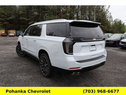 New 2026 Chevrolet Suburban High Country AWD/4WD image 5