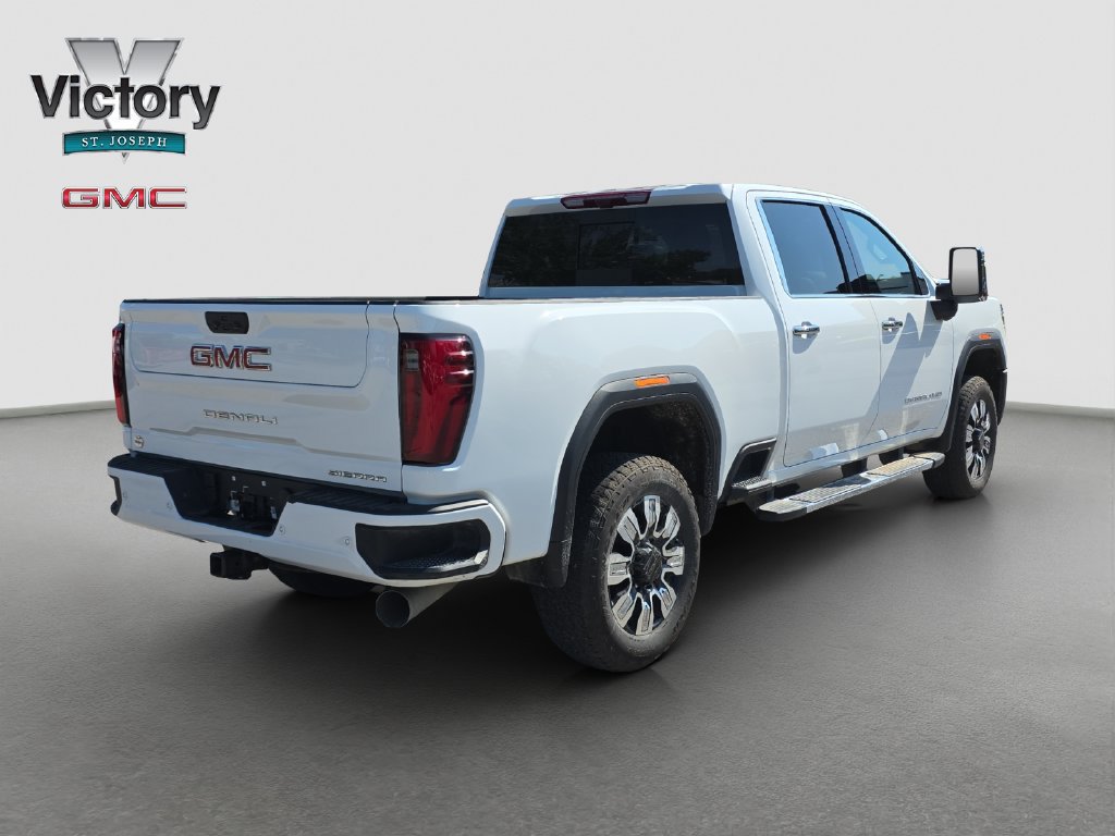 Used 2026 GMC Sierra 2500 Denali w/ Denali Reserve Package AWD/4WD image 18