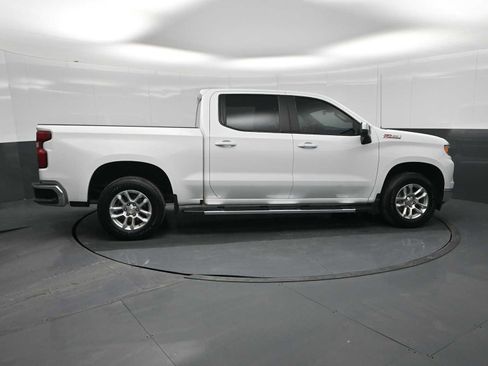 Used 2025 Chevrolet Silverado 1500 LT image 9