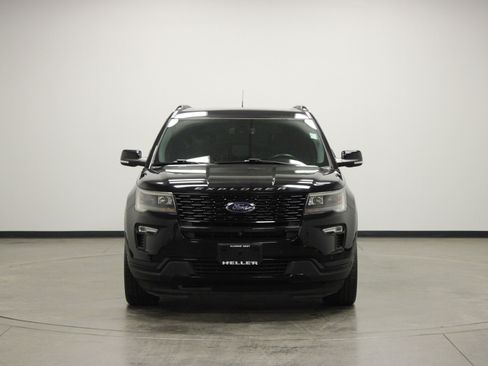 Used 2019 Ford Explorer Sport image 3