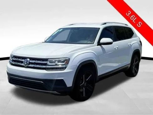 Used 2018 Volkswagen Atlas S FWD image 3