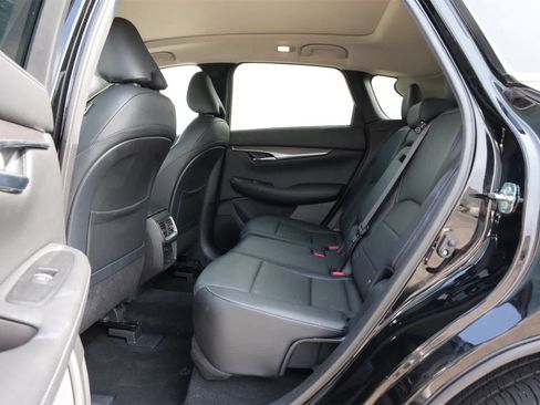 Certified 2023 INFINITI QX50 Luxe image 18