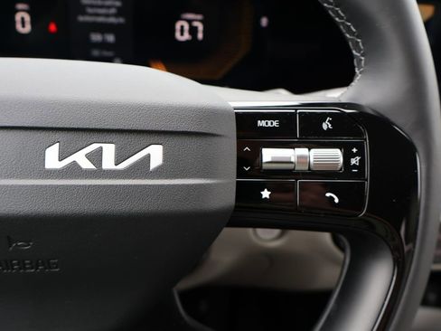 New 2026 Kia Sorento S AWD/4WD image 36