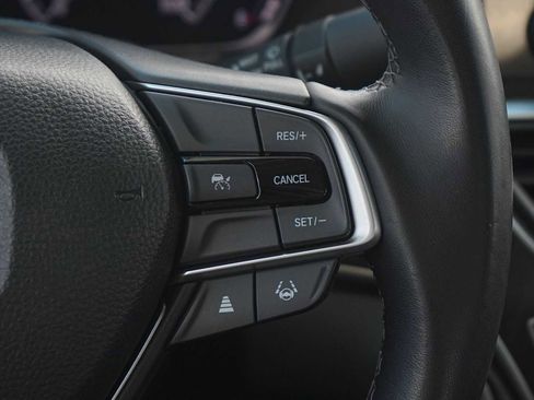 Used 2022 Honda Accord EX-L image 18