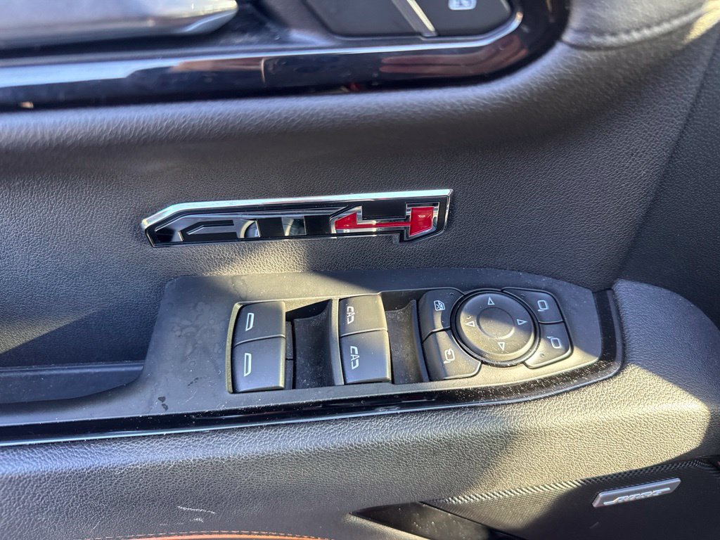 Used 2025 GMC Sierra 1500 AT4 w/ AT4 Premium Package AWD/4WD image 12