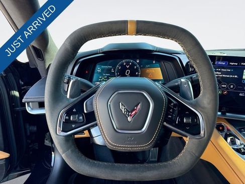 Used 2023 Chevrolet Corvette Stingray Premium Conv w/ Z51 Performance Package image 14