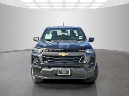 Used 2024 Chevrolet Colorado LT w/ LT Convenience Package RWD image 2