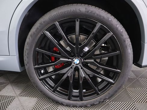 Used 2026 BMW X5 xDrive40i w/ M Sport Package image 33