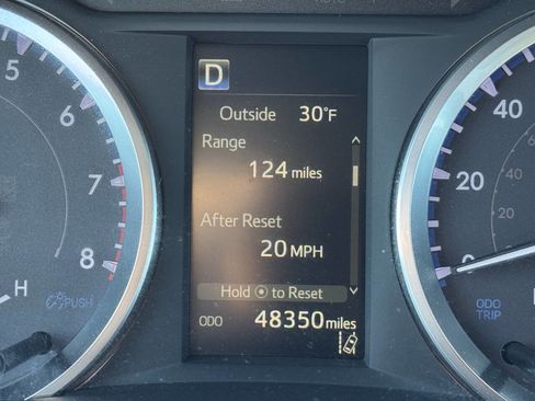 Used 2019 Toyota Highlander AWD V6 image 27