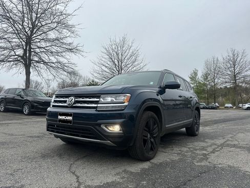 Used 2018 Volkswagen Atlas SEL Premium image 32